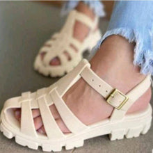 Carregar imagem no visualizador da galeria, Sandália Tratorada Jasmim - Compre 1, Leve 2!