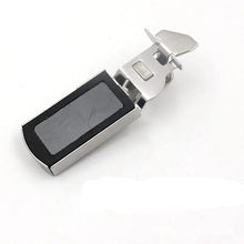 Carregar imagem no visualizador da galeria, Aparelho Prático Guiador de Costura
